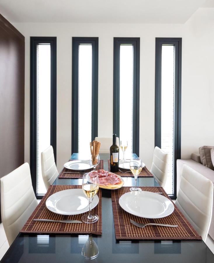 Breeze 2 Villa