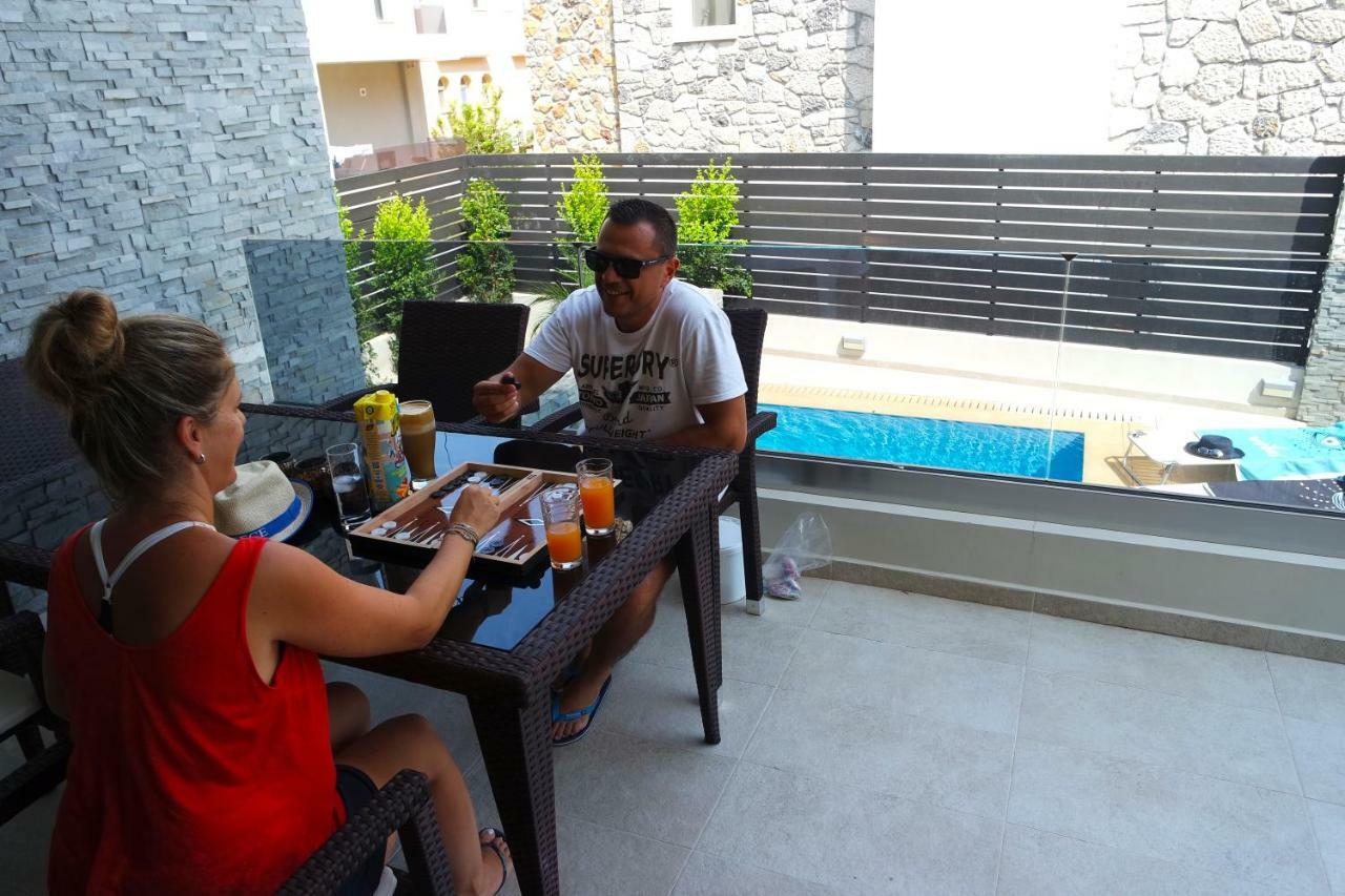 Breeze 2 Villa